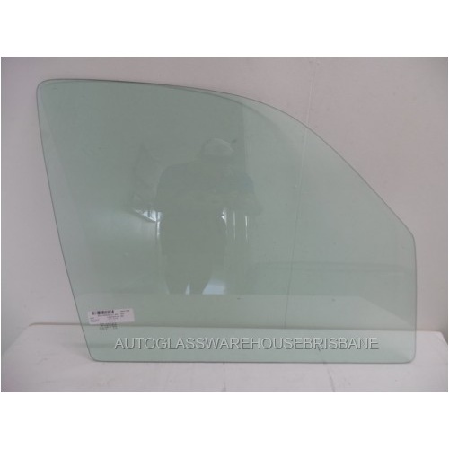 JEEP CHEROKEE KJ -  9/2001 TO 3/2006 - 4DR WAGON - RIGHT SIDE FRONT DOOR GLASS - GREEN - NEW