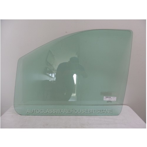 MERCEDES VITO 639 - 5/2004 to CURRENT - SWB / LWB VAN - LEFT SIDE FRONT DOOR GLASS - NEW - GREEN