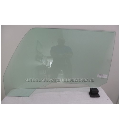 FORD TRADER W232 - 7/1989 to 1/2000 - 2/4DR TRUCK - PASSENGER - LEFT SIDE FRONT DOOR FULL GLASS - NEW 