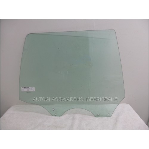 SUBARU FORESTER 5/2002 to 2/2008 - 5DR WAGON - DRIVERS - RIGHT SIDE REAR DOOR GLASS - NEW