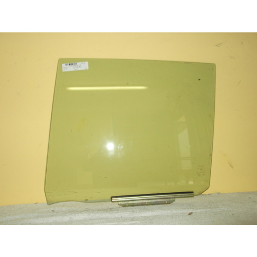 suitable for TOYOTA RAV4 20 SERIES - 7/2000 to 12/2005 - 5DR WAGON - LEFT SIDE REAR DOOR GLASS - NEW