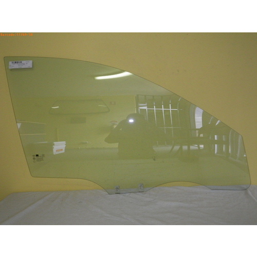 KIA RIO KNADC - 7/2000 to 8/2005 - 4DR SEDAN/5DR HATCH - DRIVERS - RIGHT SIDE FRONT DOOR GLASS - NEW