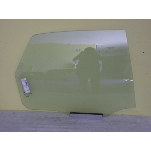 HOLDEN VECTRA JR - JS - 7/1997 to 12/2002 - 4DR SEDAN/5DR HATCH - DRIVERS - RIGHT SIDE REAR DOOR GLASS - NEW