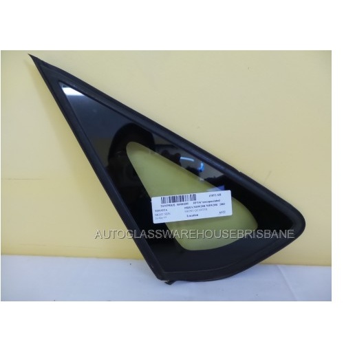 suitable for TOYOTA PRIUS NHW20R - 10/2003 TO 7/2009 - 5DR HATCH - DRIVERS - RIGHT SIDE FRONT QUARTER GLASS - ENCAPSULATED - (Second-hand)