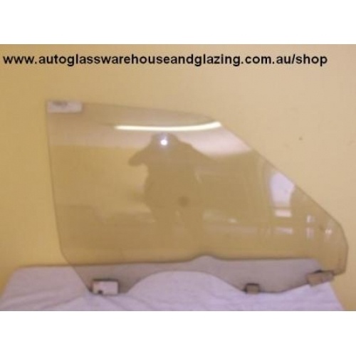 NISSAN BLUEBIRD KU11 - 1983 to 1986 - 4DR HARDTOP - RIGHT SIDE FRONT DOOR GLASS - (Second-hand)