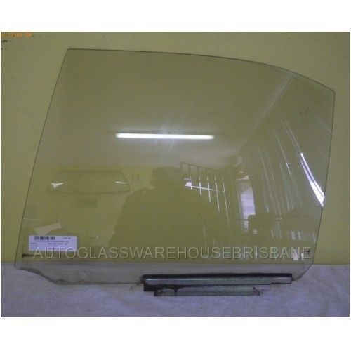 suitable for TOYOTA SPRINTER LIFTBACK 1994 to 1996 AE102R   LEFT SIDE REAR DOOR GLASS - (Second-hand)