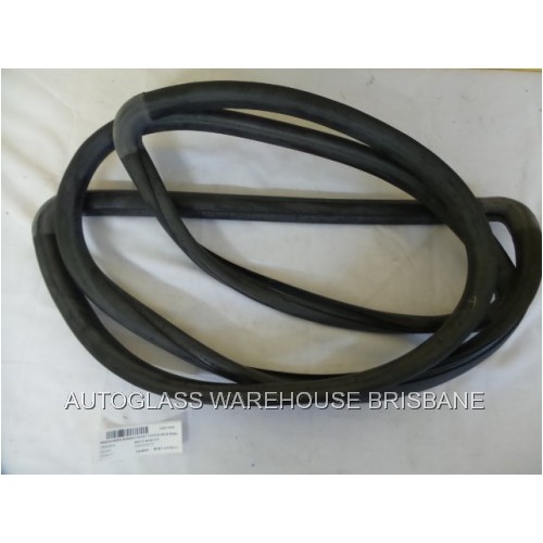 suitable for TOYOTA HILUX RN30/40 - 11/1979 to 7/1983 - UTE - FRONT WINDSCREEN RUBBER - NEW