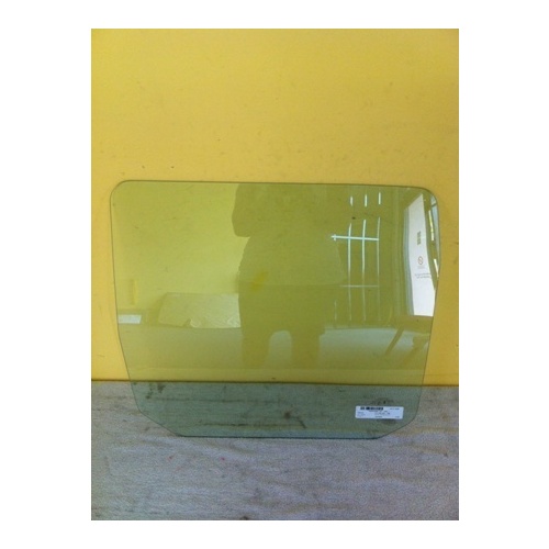 NISSAN NAVARA D21 - 1/1986 to 3/1997 - 4DR DUAL CAB - LEFT SIDE REAR DOOR GLASS - NEW