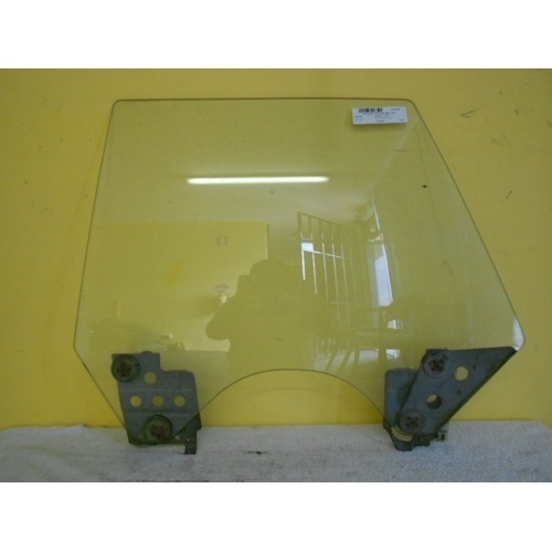 SUBARU LEONE L 4DR WAGON 10/79-7/84 - PASSENGERS - LEFT SIDE REAR DOOR GLASS - (Second-hand)