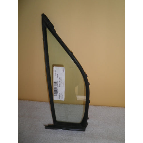 DAIHATSU MOVE L601 - 2/1997 to 1/2001 - 5DR WAGON - DRIVERS - RIGHT SIDE FRONT QUARTER GLASS - (Second-hand)