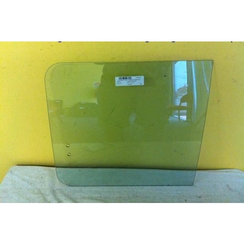 suitable for TOYOTA TARAGO YR22- 2/1983 to 8/1990 - WAGON - DRIVERS - RIGHT SIDE FRONT CARGO GLASS - 1/2 REAR PIECE (520w X 485h) - (Second-hand)