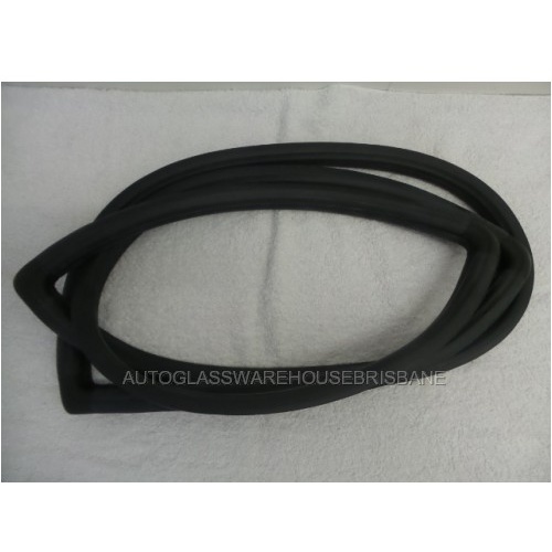 suitable for TOYOTA LANDCRUISER 60 SERIES - 8/1980 to 5/1990 - WAGON - FRONT WINDSCREEN RUBBER (NO MOULD) - NEW