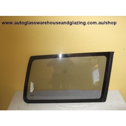 NISSAN TERRANO II R20 - 5DR WAGON 3/97>12/99 - RIGHT SIDE CARGO GLASS - (Second-hand)