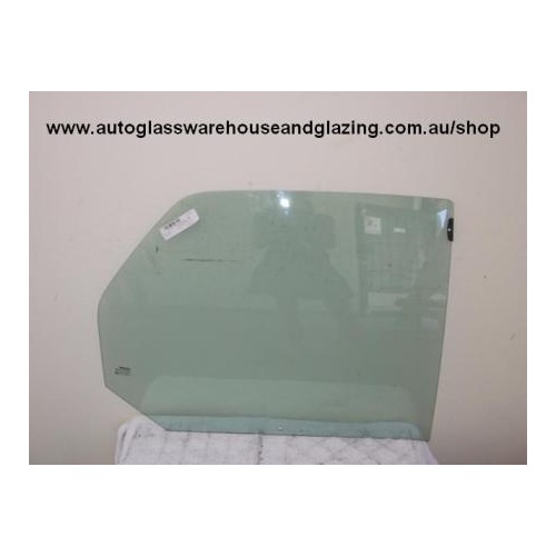 RENAULT SCENIC RX4 JAB30 - 5/2001 to 12/2004 - 5DR WAGON - DRIVERS - RIGHT SIDE REAR DOOR GLASS - GREEN - NEW