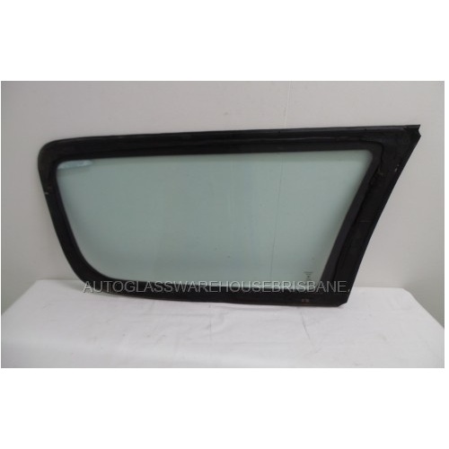 suitable for TOYOTA CAMRY SDV10 - 2/1993 to 8/1997 - 4DR WAGON - DRIVERS - RIGHT SIDE REAR CARGO GLASS - ENCAPSULATED - (SECOND-HAND)