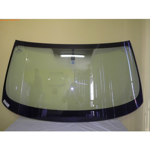 NISSAN 370Z - 5/2009 to CURRENT Z34  2DR COUPE FRONT WINDSCREEN GLASS - WITH ANTENNA - (Second-hand)