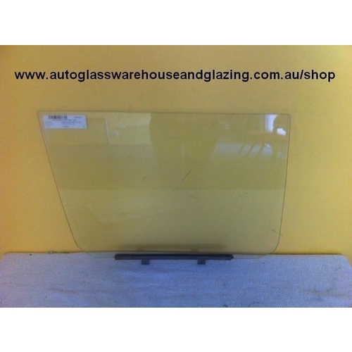 suitable for TOYOTA CORONA RT104/RT118 - 3/1974 TO 9/1979 - 4DR WAGON - RIGHT SIDE REAR DOOR GLASS - GREEN - (SECOND-HAND)