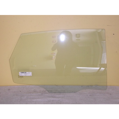 HYUNDAI i30 FD - 9/2007 to 4/2012 - 5DR HATCH - DRIVERS - RIGHT SIDE REAR DOOR GLASS - NEW