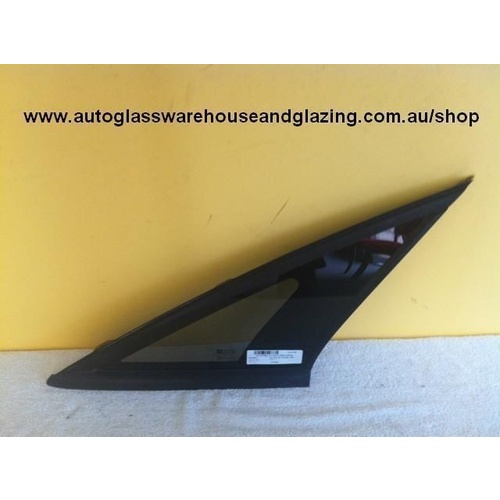 HOLDEN VECTRA ZC - 5DR HATCH 2/03>7/05 - RIGHT SIDE OPERA GLASS - (Second-hand)