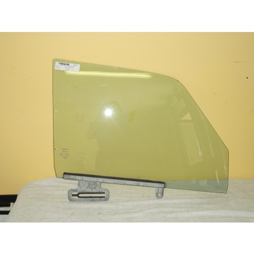 VOLVO 244 - 1975 to 1981 - SEDAN/WAGON - DRIVERS - RIGHT SIDE FRONT DOOR GLASS - (Second-hand)
