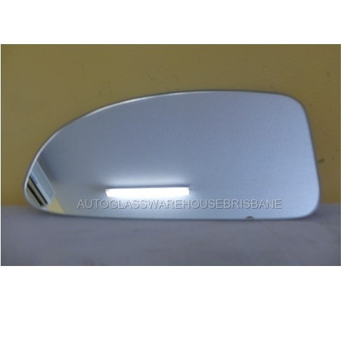 FORD FOCUS LR - 9/2002 to 5/2005 - SEDAN/HATCH - PASSENGERS - LEFT SIDE MIRROR - FLAT GLASS ONLY - 181MM X 88MM - NEW