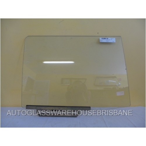 MAZDA 929 LA2VV - 12/1973 to 1979 - 5DR WAGON - DRIVERS - RIGHT SIDE REAR DOOR GLASS - (Second-hand)