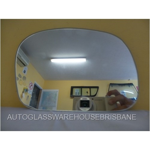 MERCEDES MB VAN MB100 SWB - 11/1999 to 12/2004 - VAN - RIGHT SIDE MIRROR - FLAT GLASS ONLY - 185W X 135H - NEW