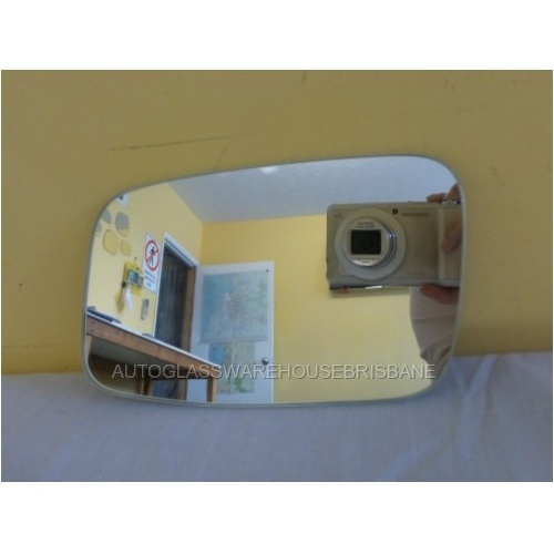 VOLVO 850 MY94 - 1/1992 to 1/1997 - 5DR WAGON - PASSENGER - LEFT SIDE MIRROR - FLAT GLASS ONLY - 160W X 100H - NEW
