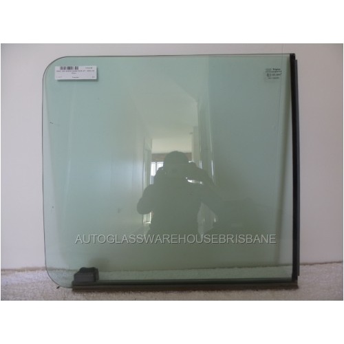 TRIPLEX - XXX - SLIDING GLASS FROM UNIT - 505h X 545w - (Second-hand)