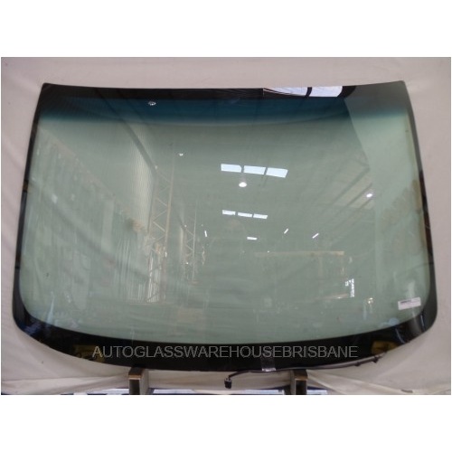 NISSAN ELGRANDE E51 - 1/2002 to 1/2011 - PEOPLE MOVER - FRONT WINDSCREEN GLASS - WIPER PARK HEATER - LIMITED STOCK - NEW