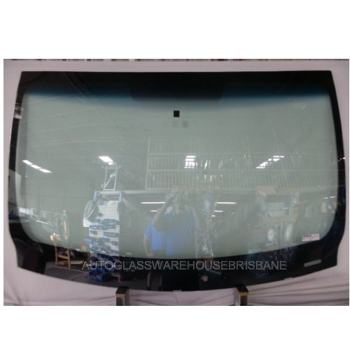 RENAULT TRAFFIC X83 - (4/2004 to 2015) - LWB/SWB - VAN - FRONT WINDSCREEN GLASS - MIRROR PATCH 200M FROM TOP EDGE - NEW