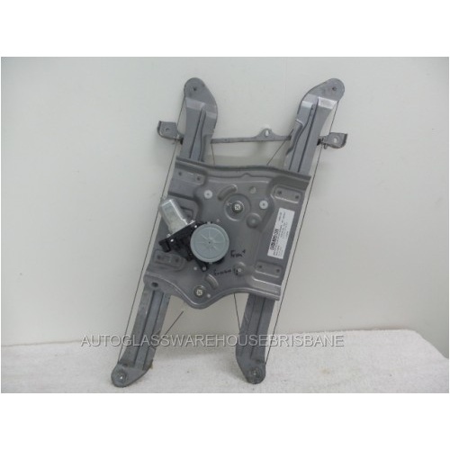 MITSUBISHI GRANDIS BA - 6/2004 to 3/2010 - 5DR WAGON - RIGHT SIDE FRONT REGULATOR - ELECTRIC - (Second-hand)