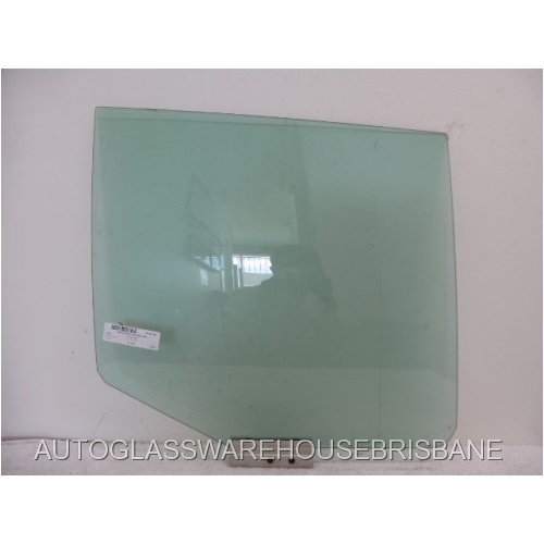 SAAB 9-5 - 11/1997 to 12/2009 - 4DR SEDAN - DRIVER - RIGHT SIDE REAR DOOR GLASS - (Second-hand)