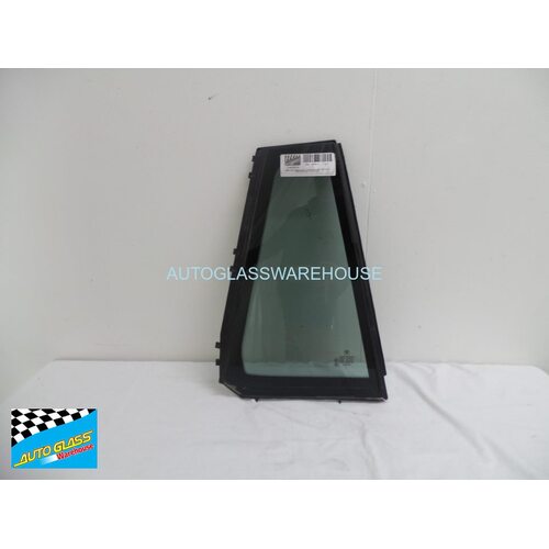 BMW X3 E83 - 6/2004 TO 2/2011 - 5DR WAGON - DRIVERS - RIGHT SIDE REAR QUARTER GLASS - SEKURIT - GREEN - NEW