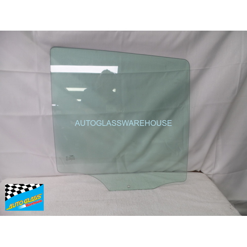 MERCEDES ML CLASS ML 163 - 9/1998 to 8/2005 - 4DR WAGON - RIGHT SIDE REAR DOOR GLASS (1 HOLE) - NEW
