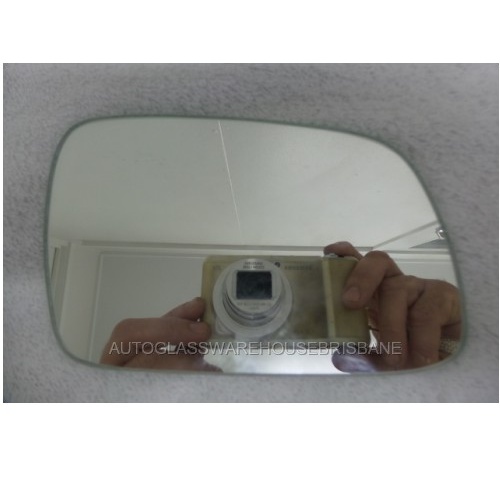 PEUGEOT 307 12/2001 to 2008 - 5DR HATCH - RIGHT SIDE MIRROR - FLAT GLASS ONLY - 95mm X 150mm WIDE - NEW