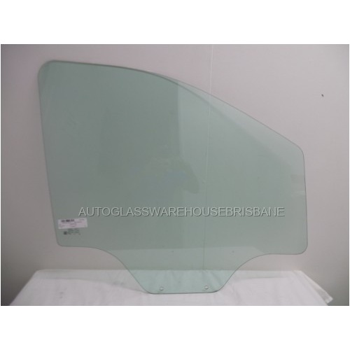 LDV G10  - 04/2015 TO CURRENT - VAN  - DRIVERS - RIGHT SIDE FRONT DOOR GLASS (2 HOLES) - GREEN - NEW