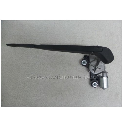 FORD FOCUS LS/LT - 6/2005 to 4/2009 - 5DR HATCH - REAR WIPER MOTOR - (Second-hand)