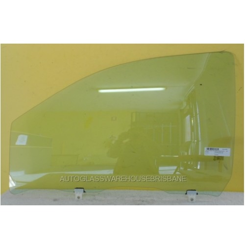 ISUZU MU-X 4WD - 11/2013 TO 5/2021 - 5DR SUV - PASSENGERS - LEFT SIDE FRONT DOOR GLASS - WITH FITTING - GREEN - (Second-hand)