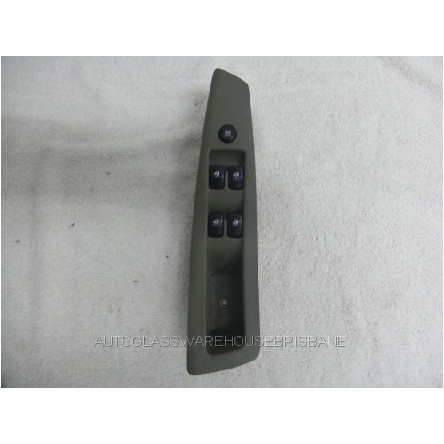 suitable for TOYOTA CAMRY ACV40R - 7/2006 to 12/2011 - 4DR SEDAN - POWER WINDOW SWITCH - (SECOND-HAND)