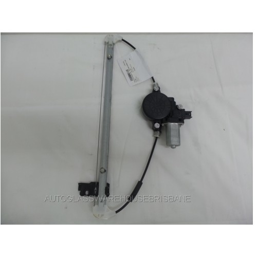 MAZDA 3 BL - 4/2009 to 11/2013 - 4DR SEDAN - RIGHT SIDE REAR WINDOW REGULATOR - ELECTRIC - 2 PIN CONNECTION - (Second-hand)