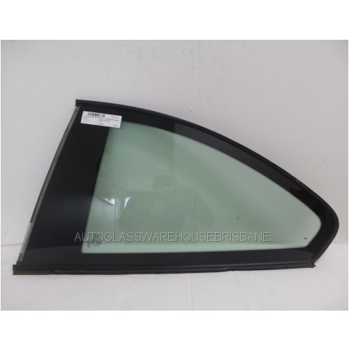 BMW 1 SERIES E82 - 5/2008 TO 12/2013 - 2DR COUPE - PASSENGERS - LEFT SIDE REAR OPERA GLASS  (TAKES BOTTOM MOULD) - (Second-hand)