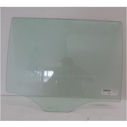 FORD EVEREST UA - 10/2015 to 7/2022 - 5DR WAGON - LEFT SIDE REAR DOOR GLASS (1 HOLE) - GREEN - NEW