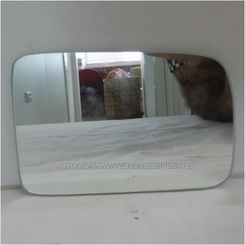 suitable for TOYOTA HILUX RN85 -LN106 - 8/1988 to 8/1997 - UTE - DRIVERS - RIGHT SIDE MIRROR - FLAT GLASS ONLY - 170W X 115H - NEW