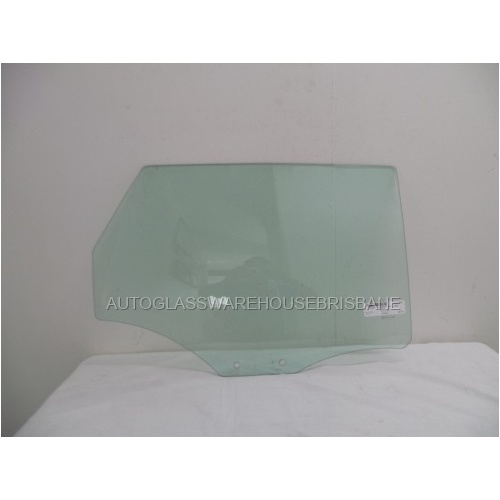 AUDI A3 8V - 5/2013 to 1/2022 - 5DR HATCH - DRIVERS - RIGHT SIDE REAR DOOR GLASS - GREEN - NEW