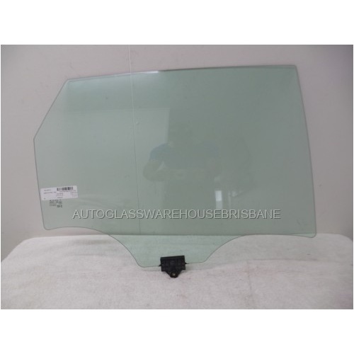 HYUNDAI i30 PD - 6/2017 to CURRENT - 5DR HATCH - DRIVERS - RIGHT SIDE REAR DOOR GLASS - WITH FITTING - (SECOND HAND)
