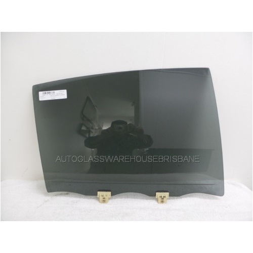 NISSAN SKYLINE V35 - 2001 to 2007 - 4DR SEDAN - RIGHT SIDE REAR DOOR GLASS - PRIVACY TINT - (Second-hand)