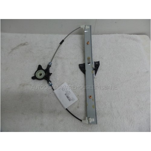 MAZDA 6 GG/GY - 8/2002 to 12/2007 - 5DR HATCH - RIGHT SIDE FRONT WINDOW REGULATOR - (Second-hand)