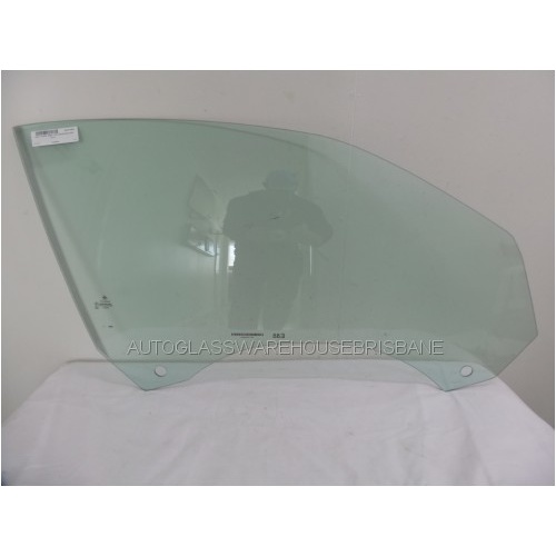 BMW 1 SERIES E88 - 5/2008 to 12/2013 - 2DR CONVERTIBLE - DRIVER - RIGHT SIDE FRONT DOOR GLASS - GREEN - (SECOND-HAND)