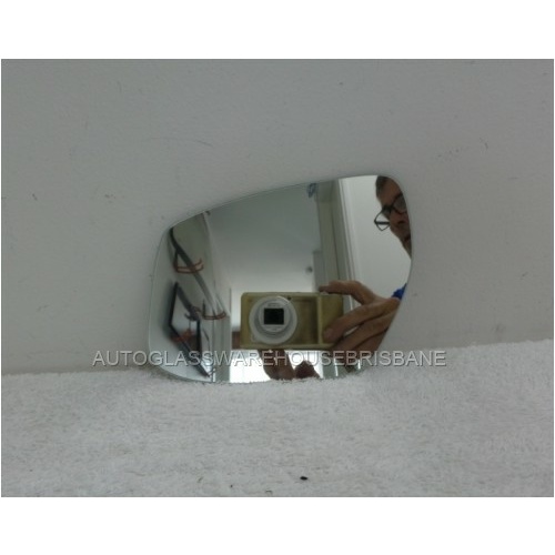 NISSAN PULSAR B17 - 2/2013 to 12/2017 - 4DR SEDAN - LEFT SIDE MIRROR - FLAT GLASS ONLY - 185MM X 120MM - NEW